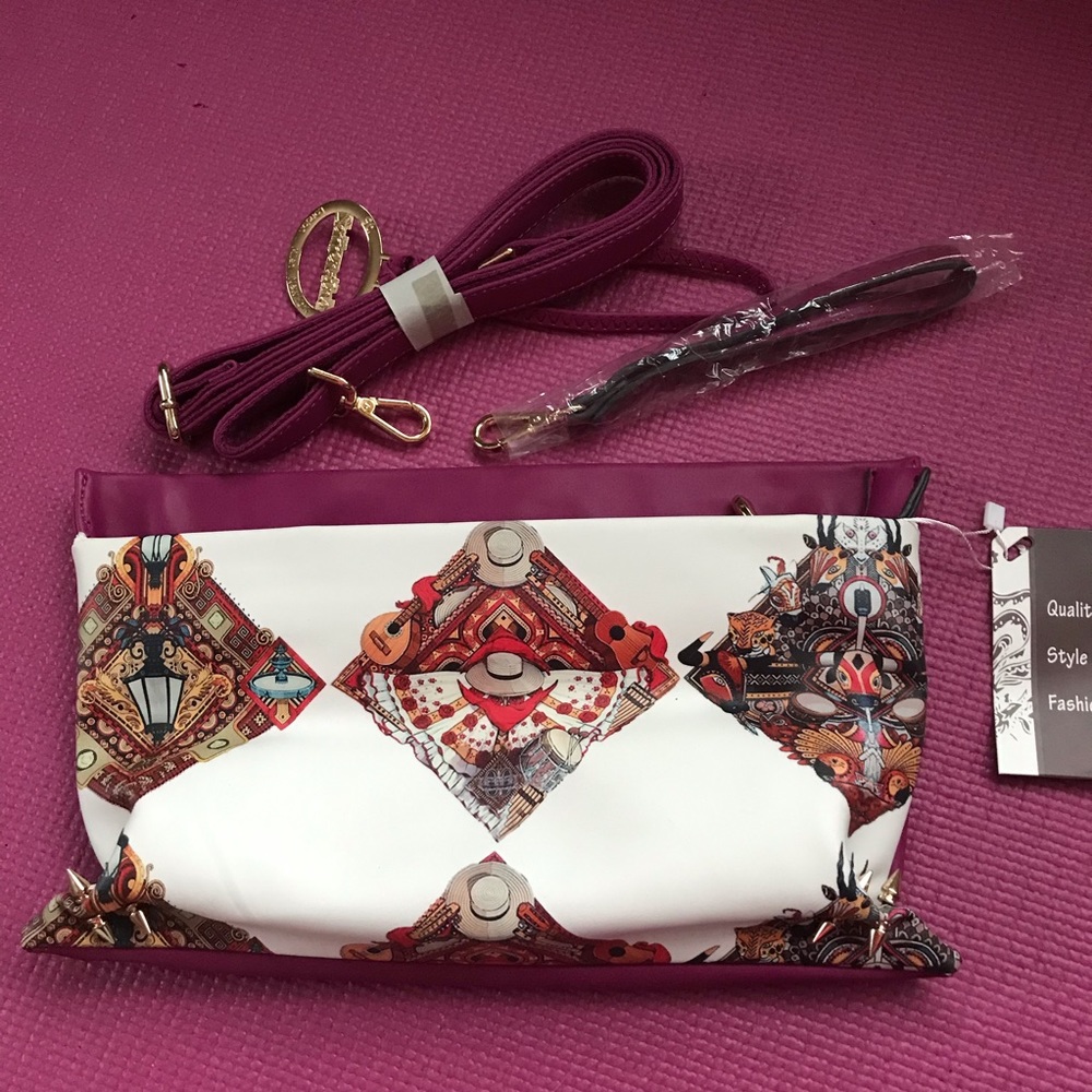 🎉HP🎉💜💜 Dual Sided Unique Clutch/Cross Body Bag 💜💜